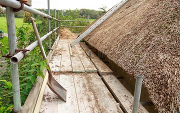 advantages of Lisnagunogue thatch roofing